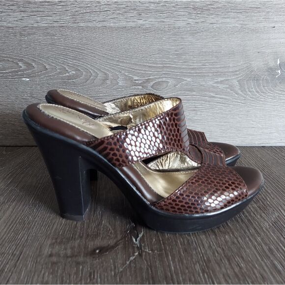 Euro Soft by Sofft Snakeskin Print T Strap Heels 7.5 Brown - Picture 1 of 11